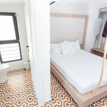 Aella Apartamento *