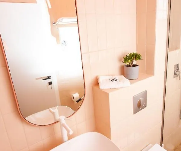 Apartment Aella